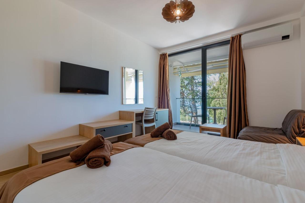 Lago Hotel لاغادين المظهر الخارجي الصورة